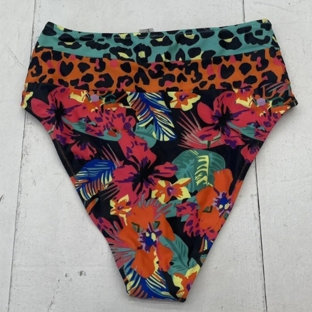 Women’s Tropical Floral Leopard Print Bikini Bottom NWT Size M